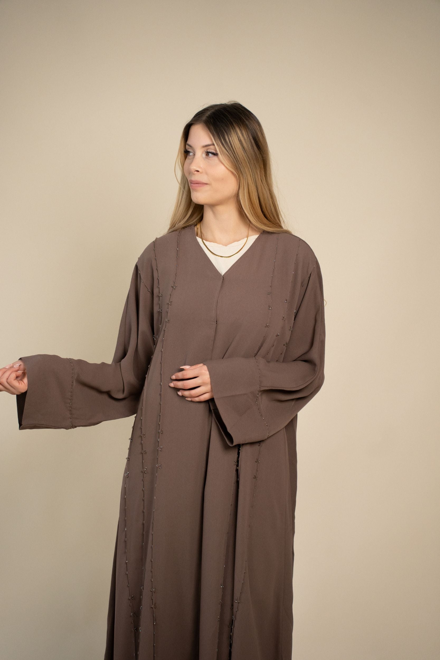 Farah Abaya