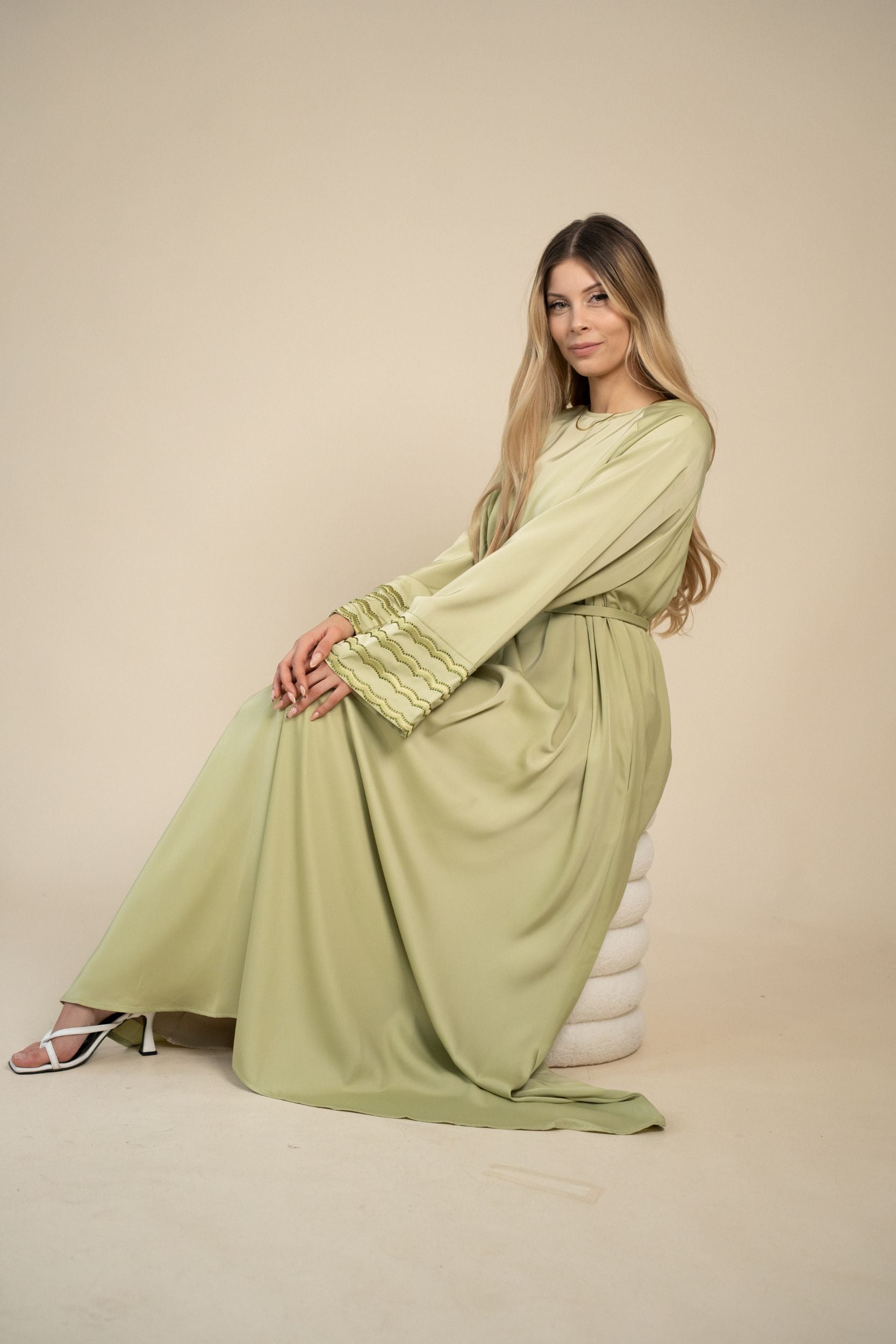 Noor Abaya