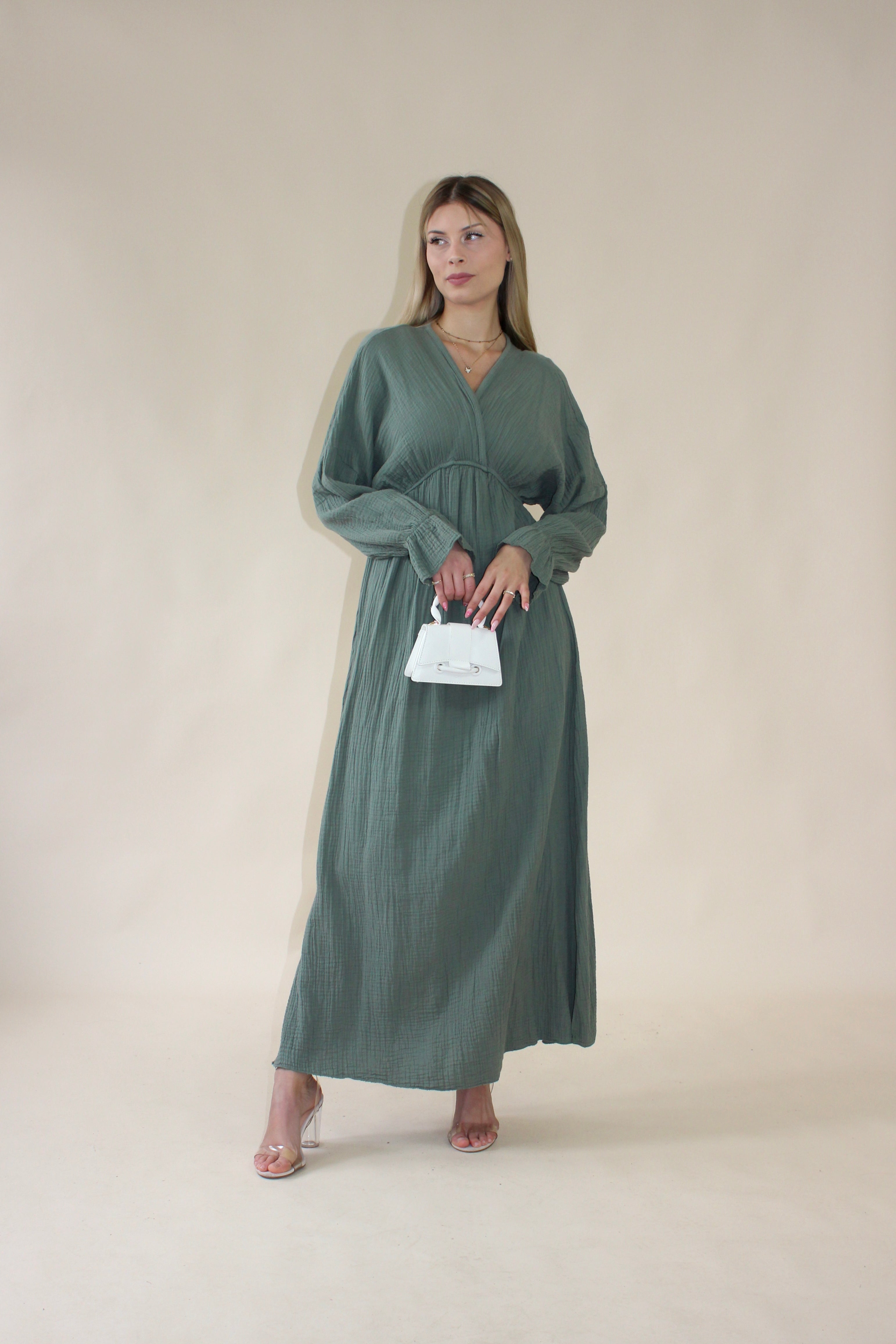 Günes Musselin Kleid