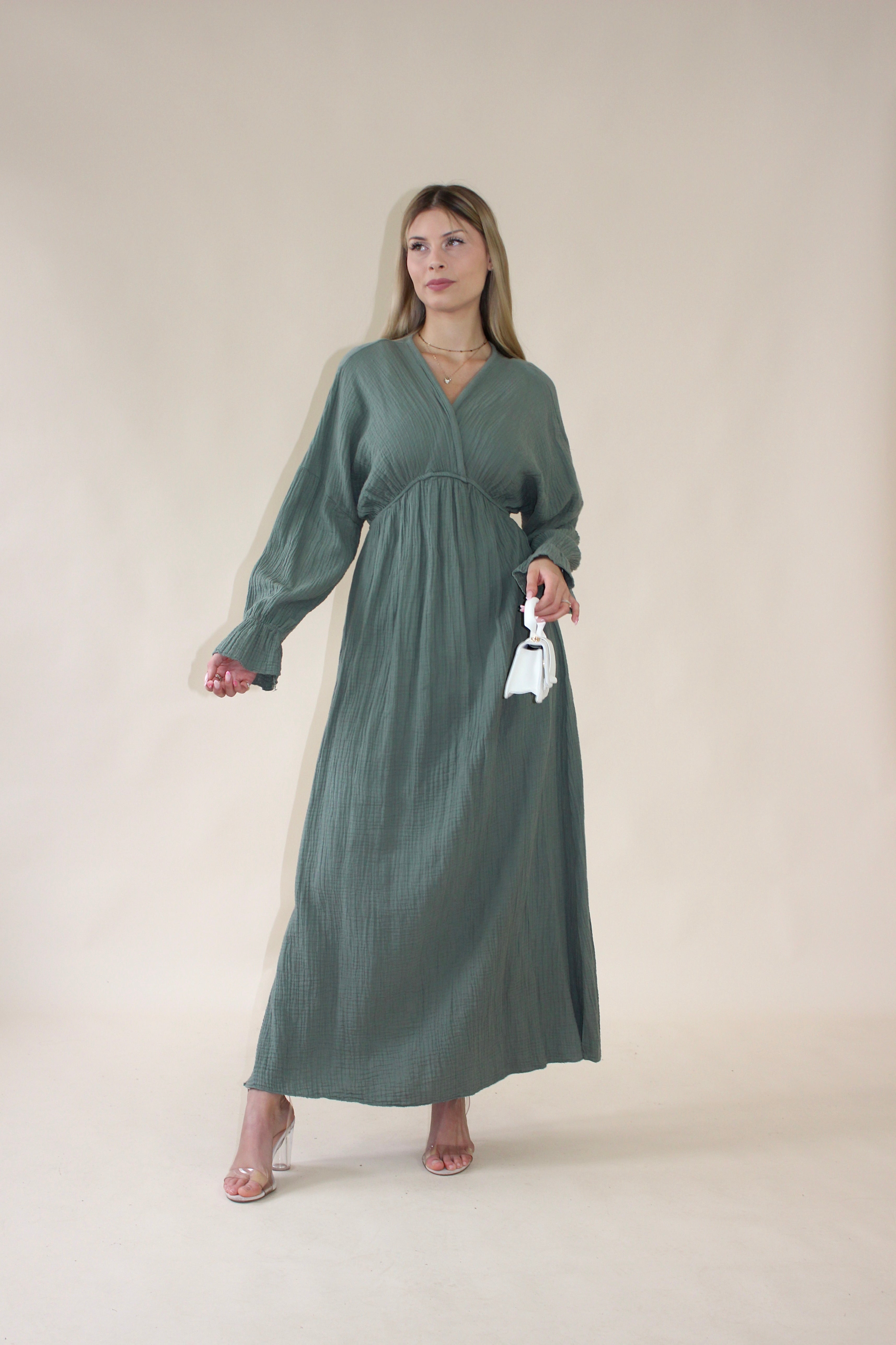 Günes Musselin Kleid