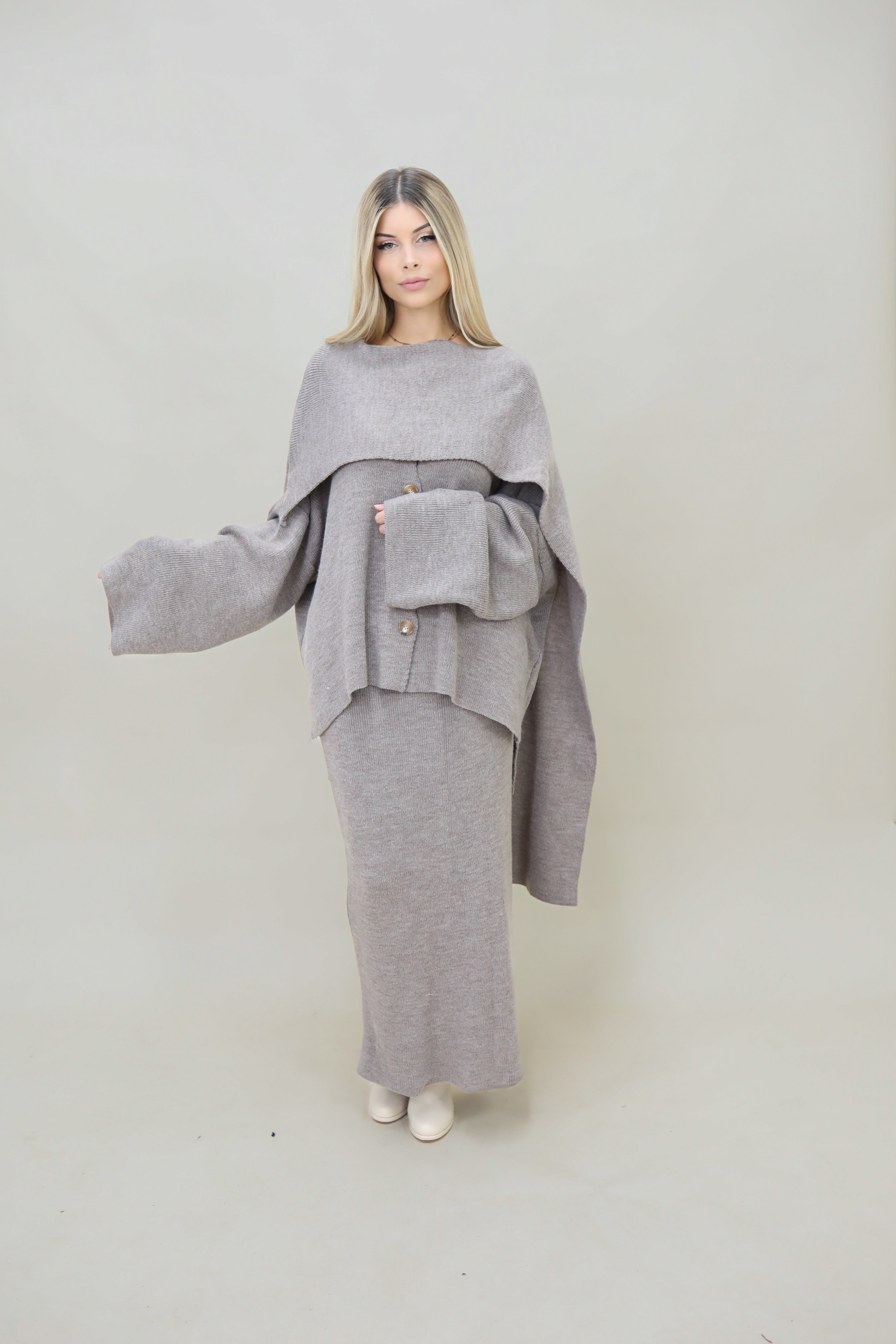 Clair Zweiteiler mit integriertem Schal